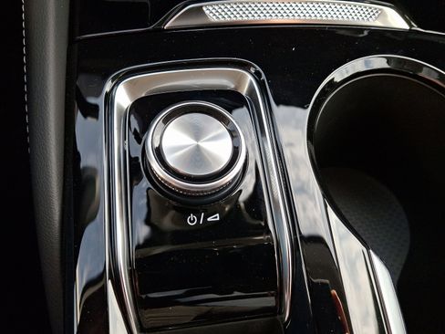 New 2025 Buick Envision Sport Touring image 19