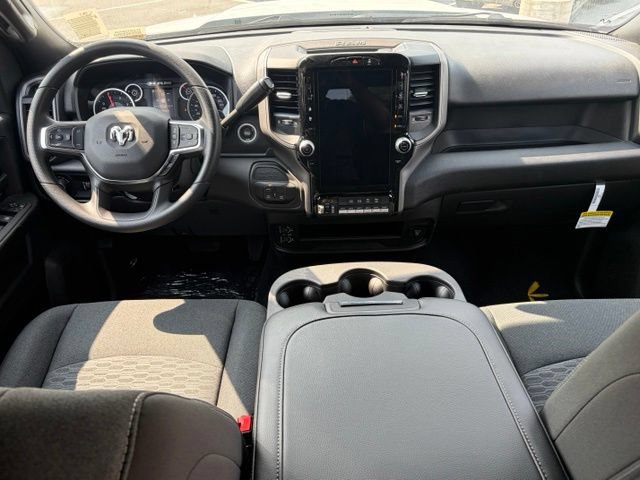 New 2026 RAM 3500 Tradesman AWD/4WD image 31