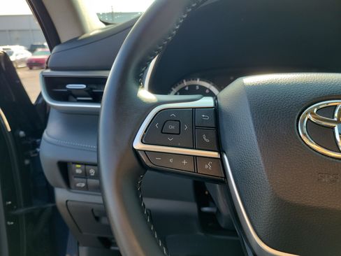 Used 2026 Toyota Highlander XLE AWD/4WD image 22