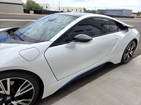 Used 2015 BMW i8 image 10
