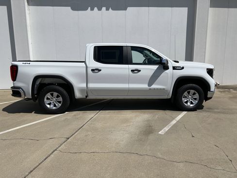 New 2026 GMC Sierra 1500 Pro w/ Pro Value Package image 8