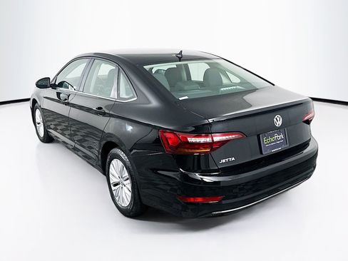 Used 2019 Volkswagen Jetta FWD image 5