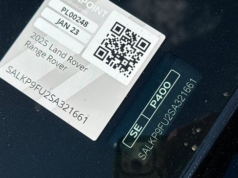 Used 2025 Land Rover Range Rover SE image 16