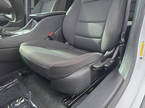 Used 2024 Chevrolet Malibu LS image 13