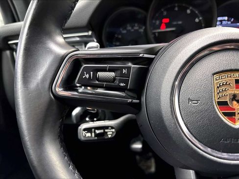 Used 2023 Porsche Macan AWD/4WD image 21