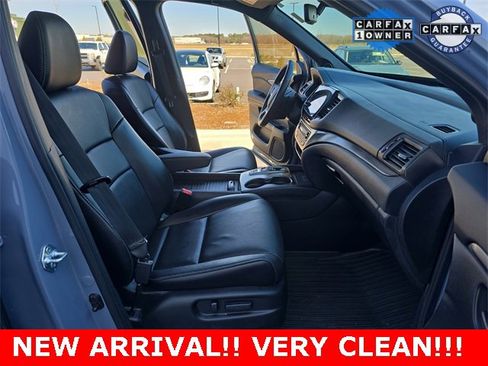 Used 2023 Honda Passport EX-L image 19