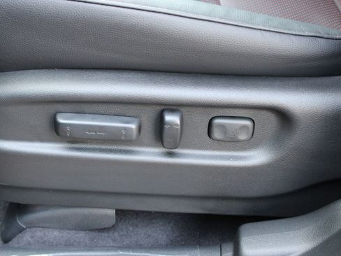 New 2026 Honda Ridgeline Black Edition image 13