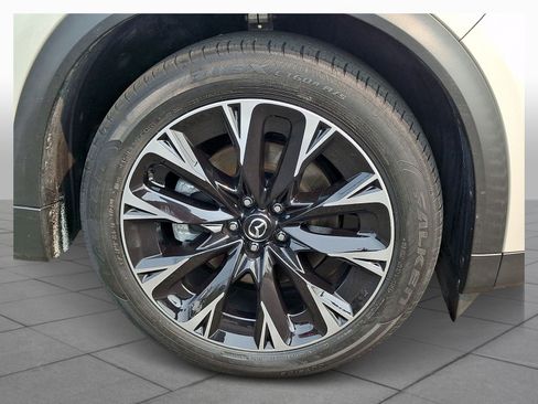 Used 2024 MAZDA CX-90 Plug-In Hybrid w/ Premium Plus AWD/4WD image 8