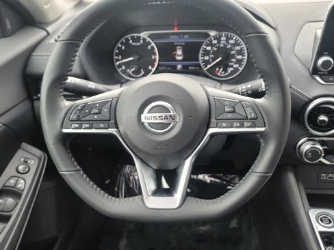 Used 2022 Nissan Sentra SV w/ Trunk Package FWD image 16