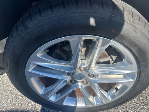 Used 2016 Ford Explorer Limited w/ Equipment Group 301A FWD image 42