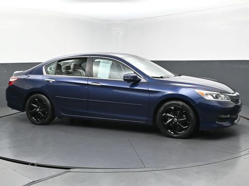 Used 2016 Honda Accord EX-L image 6