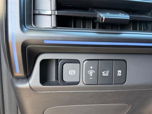Used 2025 Hyundai Santa Fe Calligraphy FWD image 40