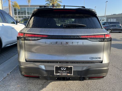 Certified 2026 INFINITI QX60 Autograph w/ Dark Cargo Package AWD/4WD image 4