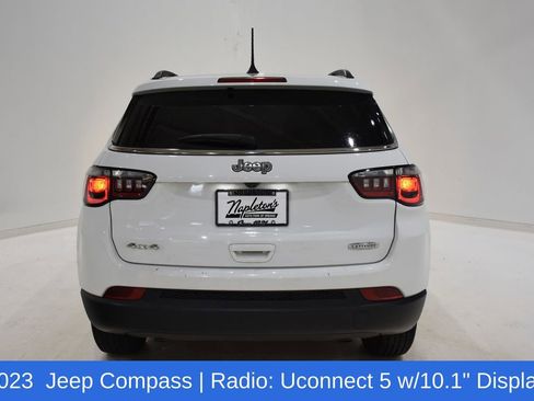 Used 2023 Jeep Compass Latitude image 5