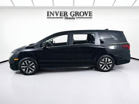 Certified 2026 Honda Odyssey EX-L image 8