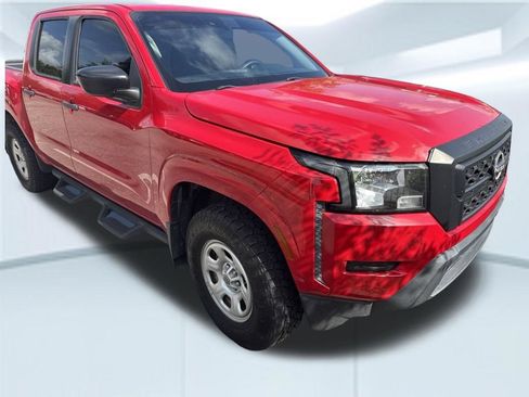 Used 2022 Nissan Frontier S w/ Technology Package AWD/4WD image 2