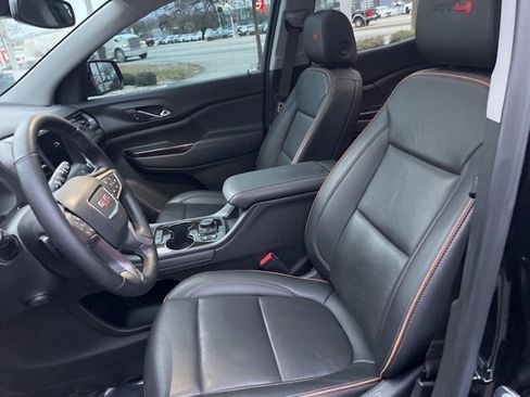 Used 2023 GMC Acadia AT4 w/ Technology Package image 8