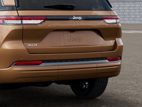 New 2026 Jeep Grand Cherokee Limited AWD/4WD image 39