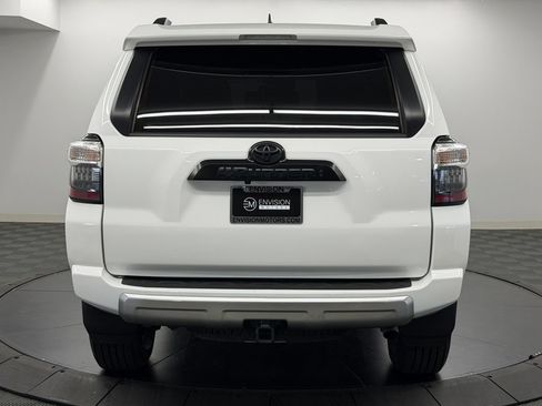 Certified 2023 Toyota 4Runner TRD Off-Road Premium w/ Off Road Premium Plus Package AWD/4WD image 11