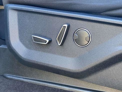 Certified 2021 Ford F150 XLT w/ Equipment Group 302A High image 17