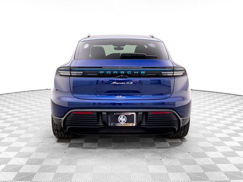 Certified 2025 Porsche Macan 4S Electric image 10