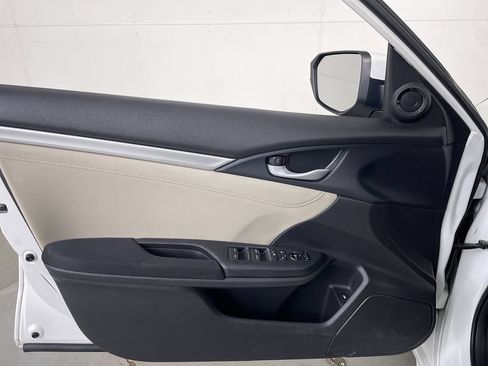 Used 2017 Honda Civic EX image 10
