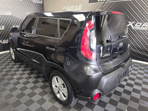 Used 2016 Kia Soul FWD image 10
