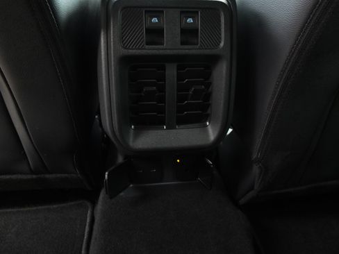 Used 2025 Ford Bronco Outer Banks AWD/4WD image 17