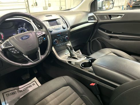 Used 2017 Ford Edge SEL AWD/4WD image 4