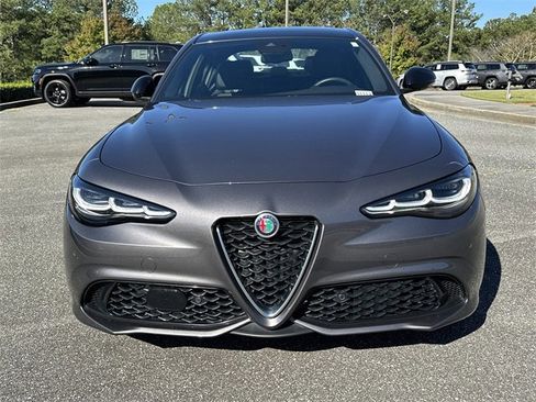 Used 2024 Alfa Romeo Giulia Ti image 2