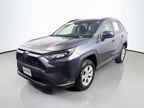 Certified 2021 Toyota RAV4 LE FWD image 3