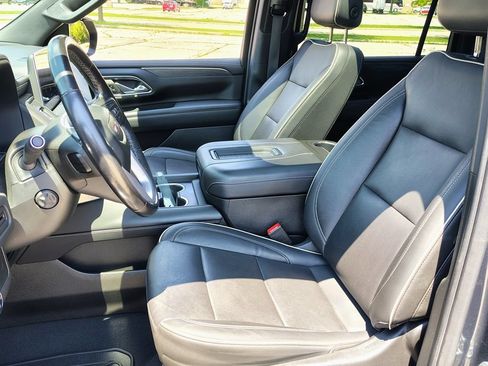 Used 2021 GMC Yukon XL SLT w/ SLT Premium Package AWD/4WD image 36