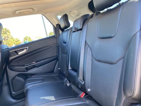 Used 2017 Ford Edge Titanium w/ Equipment Group 301A image 11