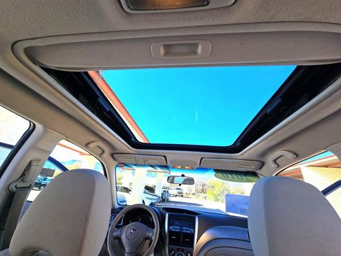 Used 2010 Subaru Forester 2.5X Premium image 23