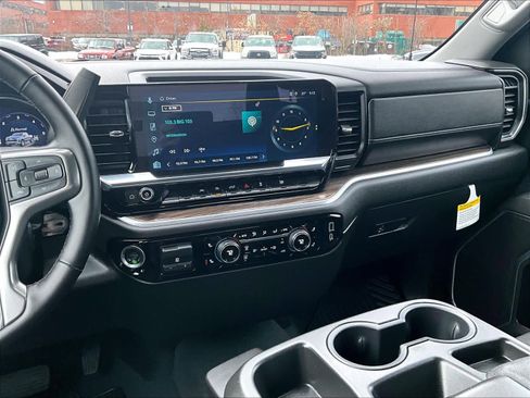 Used 2026 Chevrolet Silverado 1500 RST image 17