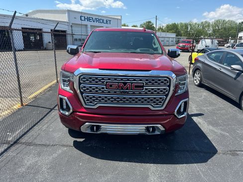 Used 2019 GMC Sierra 1500 Denali w/ Denali Ultimate Package AWD/4WD image 3