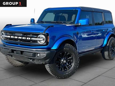 Used 2024 Ford Bronco Outer Banks AWD/4WD image 1