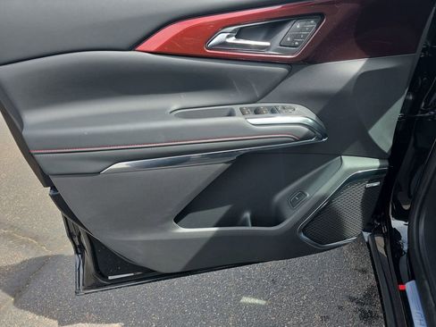 New 2026 Chevrolet Traverse RS image 10