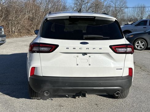 New 2025 Ford Escape ST-Line Select w/ Tech Pack #2 AWD/4WD image 10