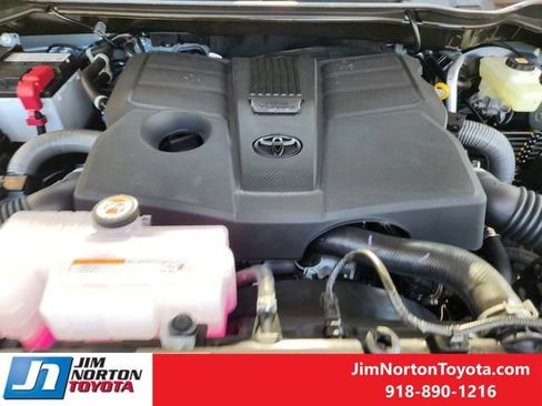 New 2026 Toyota Tundra Limited AWD/4WD image 10