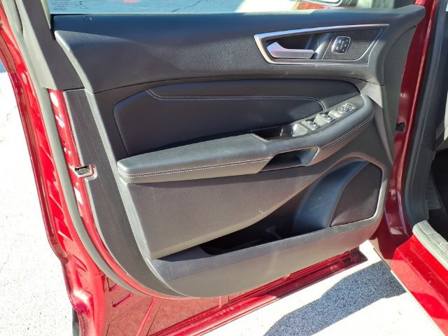 Used 2017 Ford Edge Titanium AWD/4WD image 11