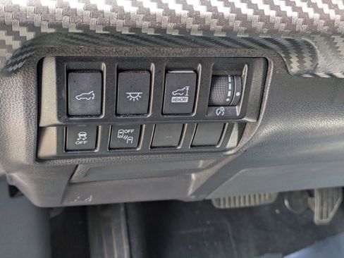 Used 2022 Subaru Ascent Onyx Edition image 15