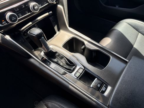 Used 2020 Honda Accord Sport image 30