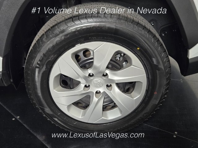 Used 2023 Toyota RAV4 LE AWD/4WD image 11