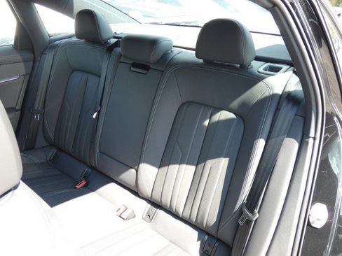 Used 2023 Audi A6 Premium Plus image 31