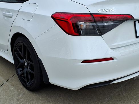 Certified 2024 Honda Civic Sport image 18