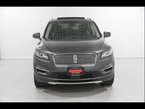 Used 2019 Lincoln MKC Reserve AWD/4WD image 2