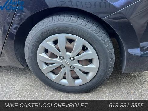 Used 2018 Hyundai Accent SE FWD image 5
