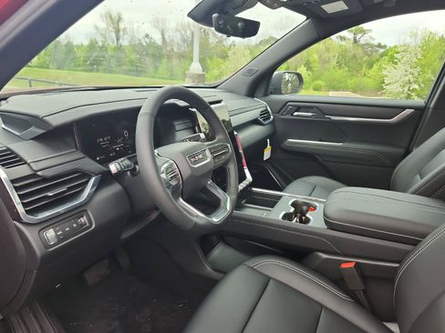 New 2026 GMC Acadia Elevation w/ Elevation Premium Package AWD/4WD image 13