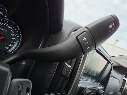 Used 2018 Chevrolet Silverado 1500 LT w/ All Star Edition AWD/4WD image 29